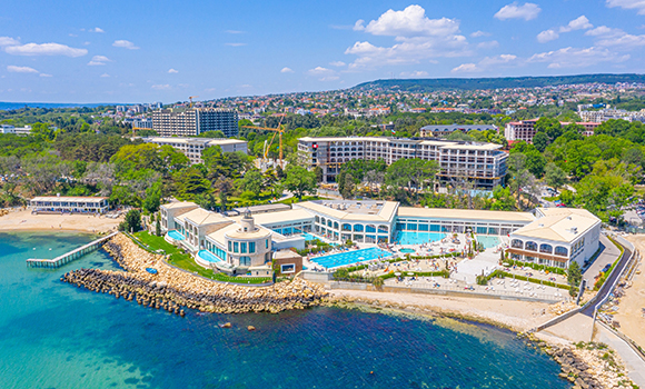 Курортное побережье в Болгарии, в стране можно получить гражданство по программе репатриации через болгарские корни