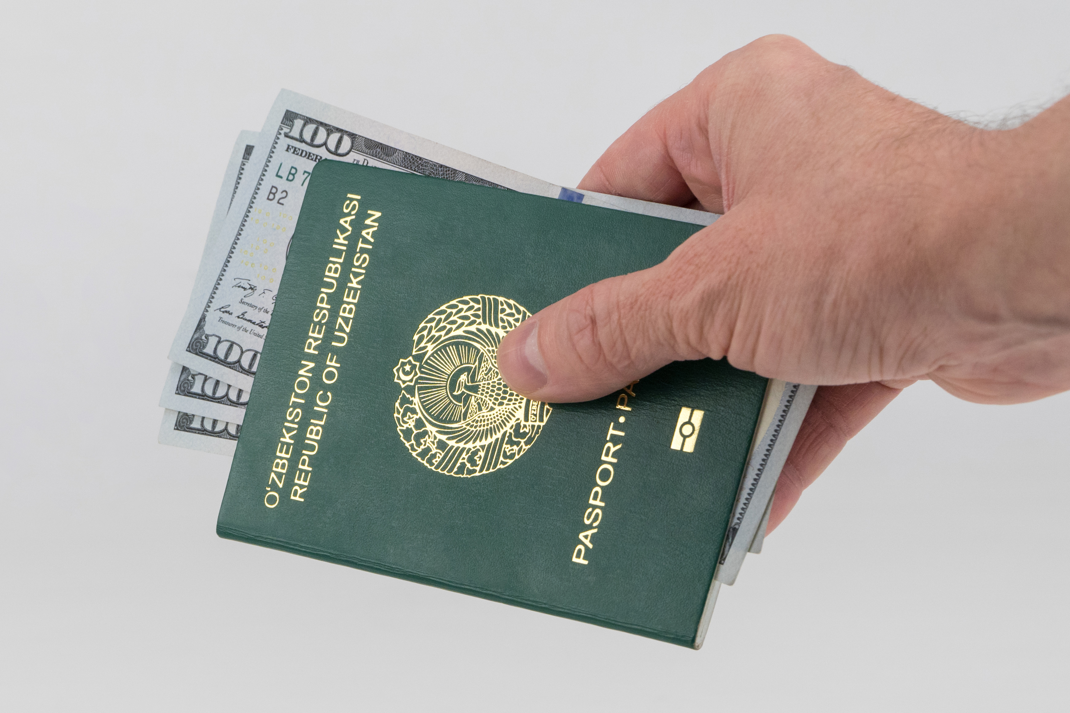 Как получить гражданство и паспорт Узбекистана